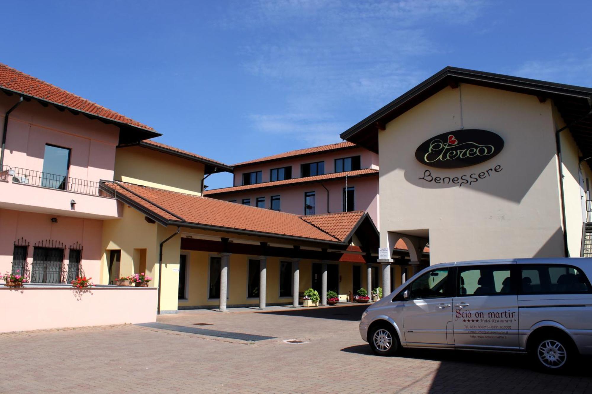 Scia' On Martin Hotel Buscate Exterior foto